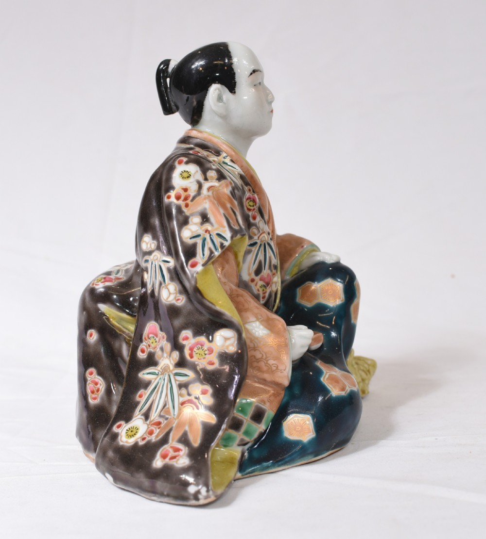 Japanese Kutani Porcelain Statue Male Figurine 1890 View VII