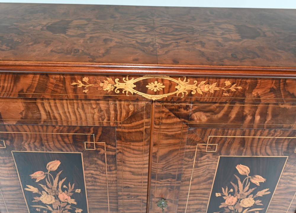 Victorian Credenza Walnut Sideboard Cabinet 1880 View II