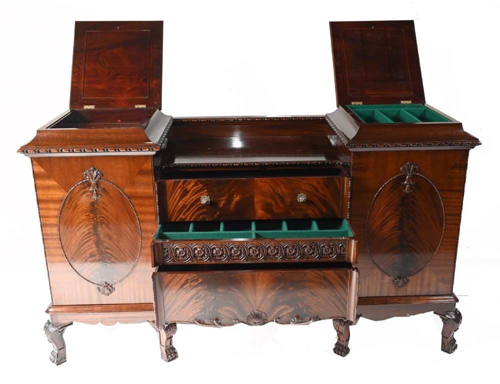 Gillows Sideboard Server Mahogany 1880 Buffet View II