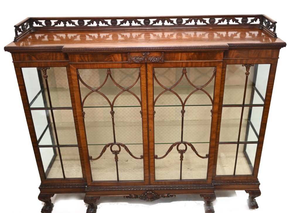 Antique Chippendale China Cabinet Mahogany Antique 1910 View VII