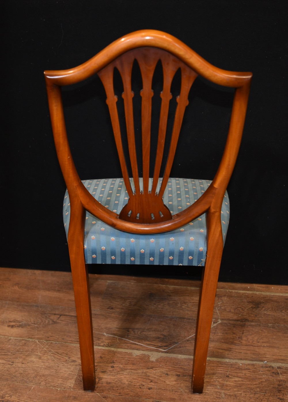 Set 8 Hepplewhite Dining Chairs Mahogany View VI