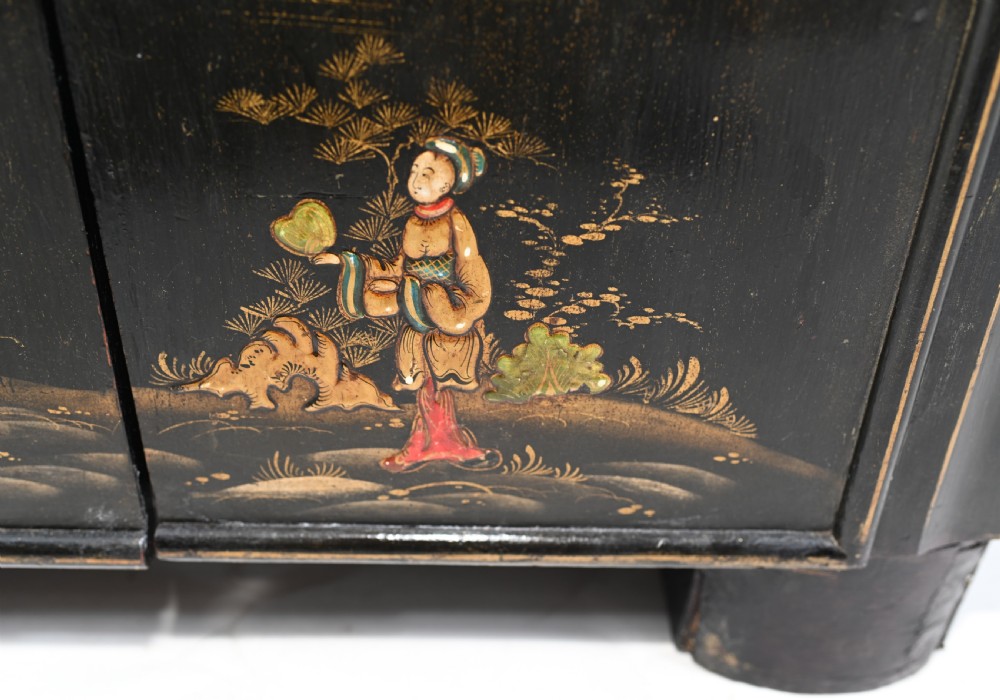 Chinese Chinoiserie Drinks Cabinet Lacquer Cocktail Chest 1920 View VII