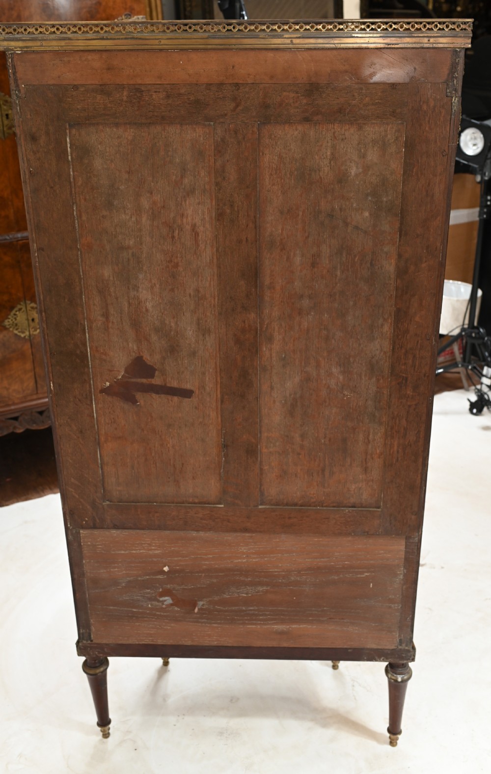 French Vitrine Display Cabinet Painted Vernis Martin 1870 View XI