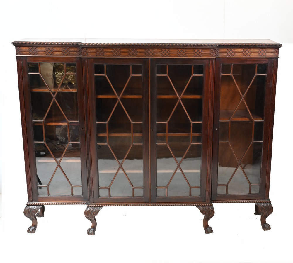 Chippendale Cabinet Mahogany Breakfront Glass Fronted