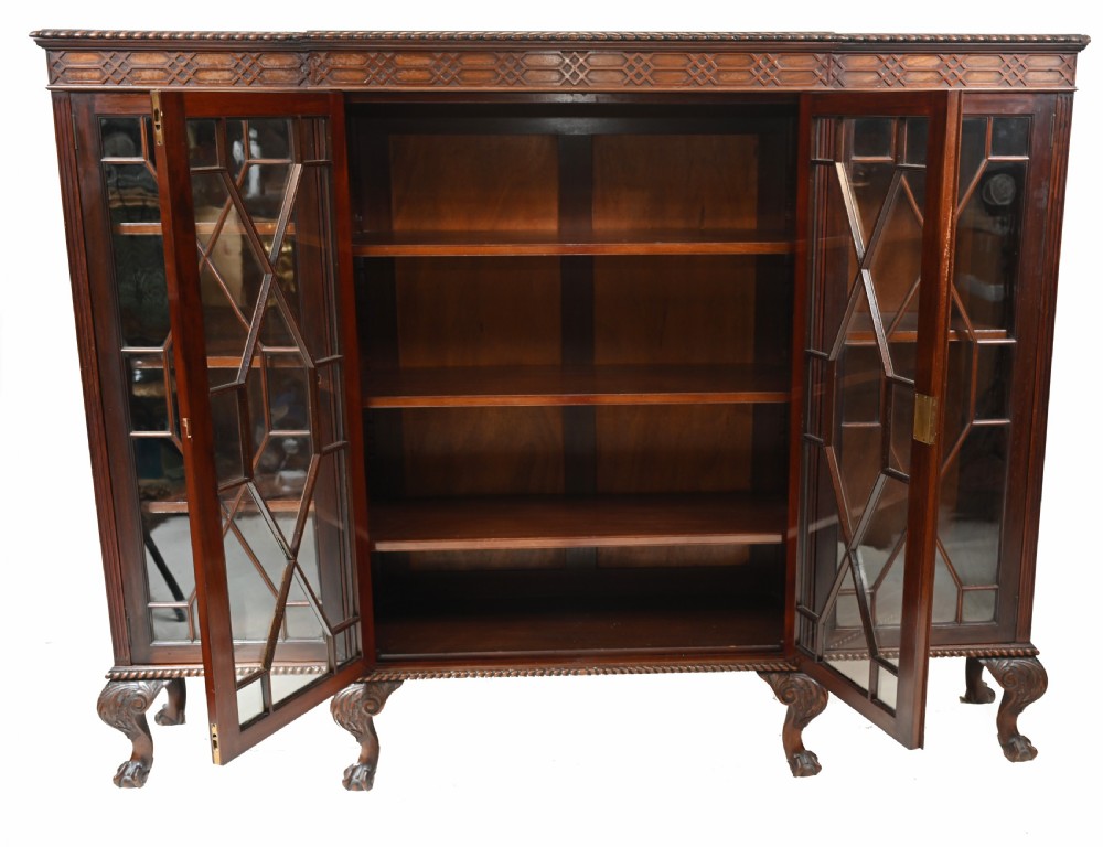 Chippendale Cabinet Mahogany Breakfront Glass Fronted View V
