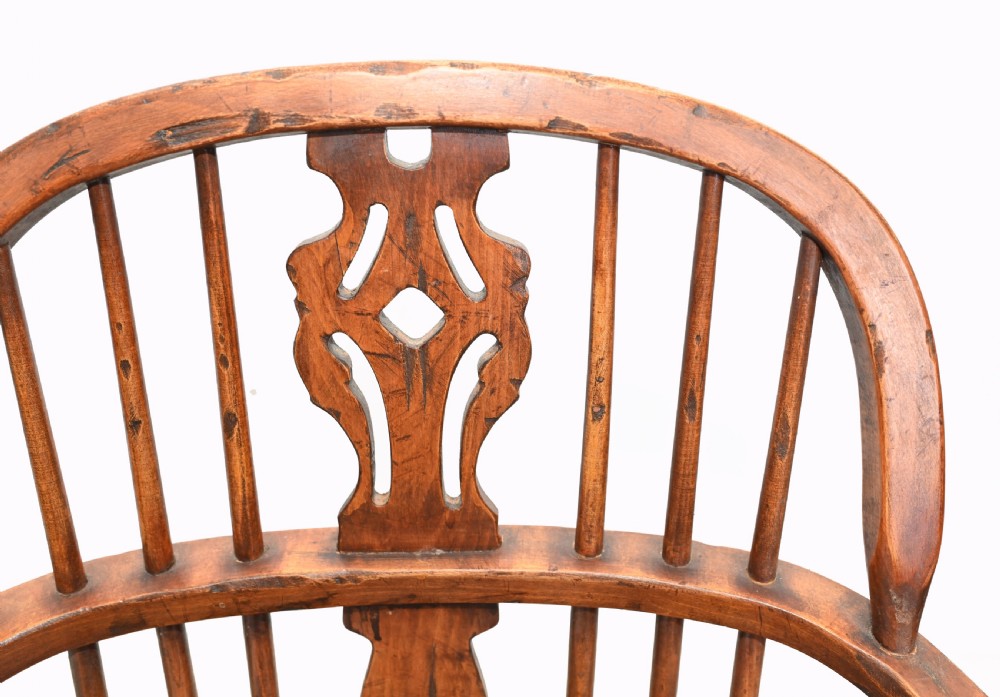 8 Set Windsor Dining Chairs Farmhouse Kitchen  View VI