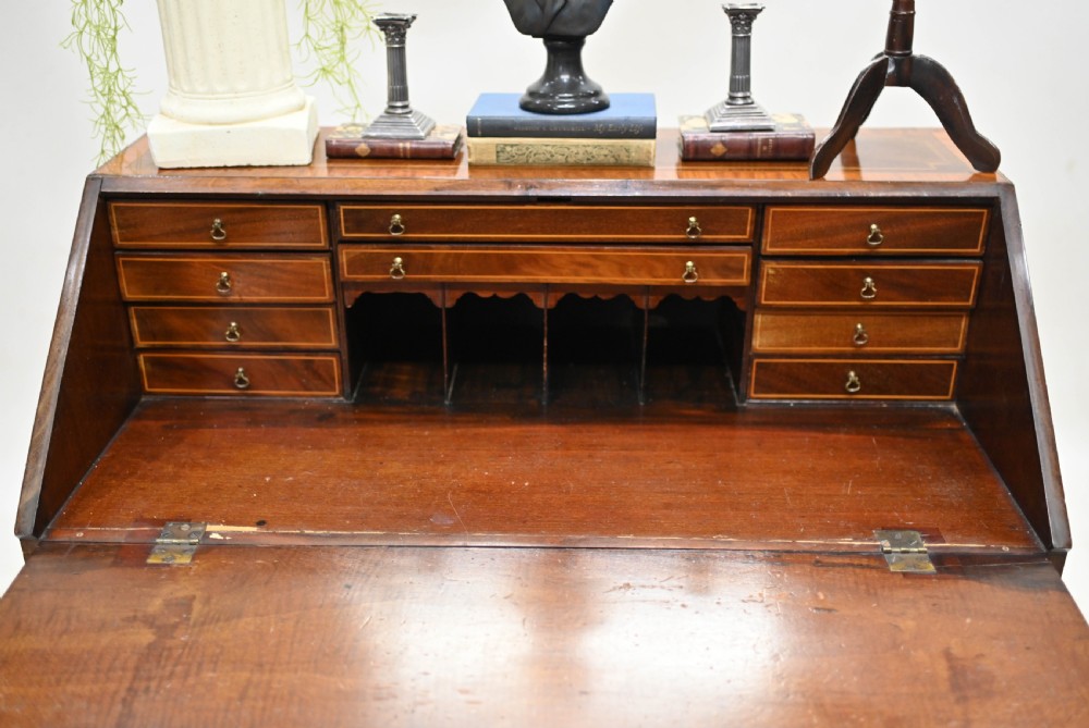 George II Bureau Mahogany Desk Edwards and Roberts Inlay
 View VII