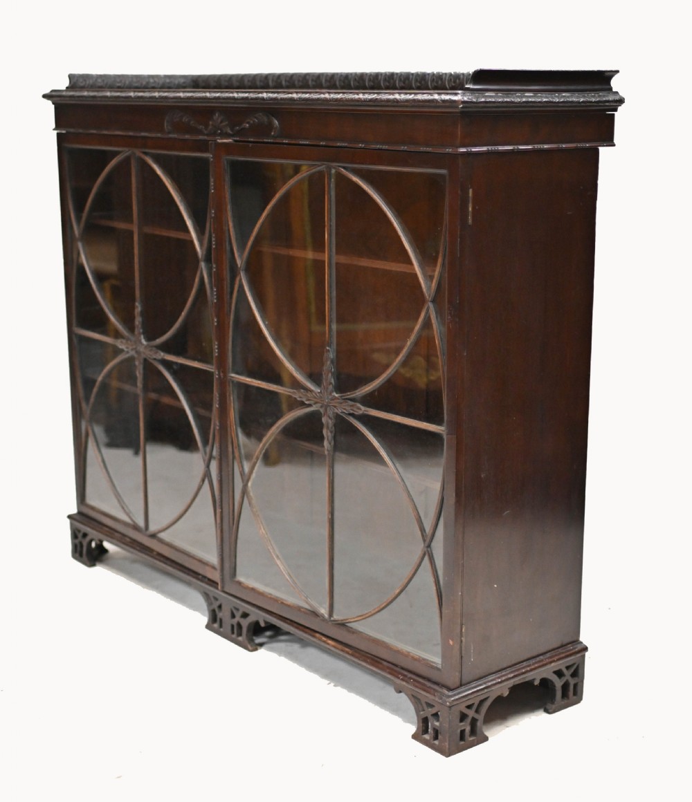 Chippendale Bookcase Cabinet Mahogany View VIII