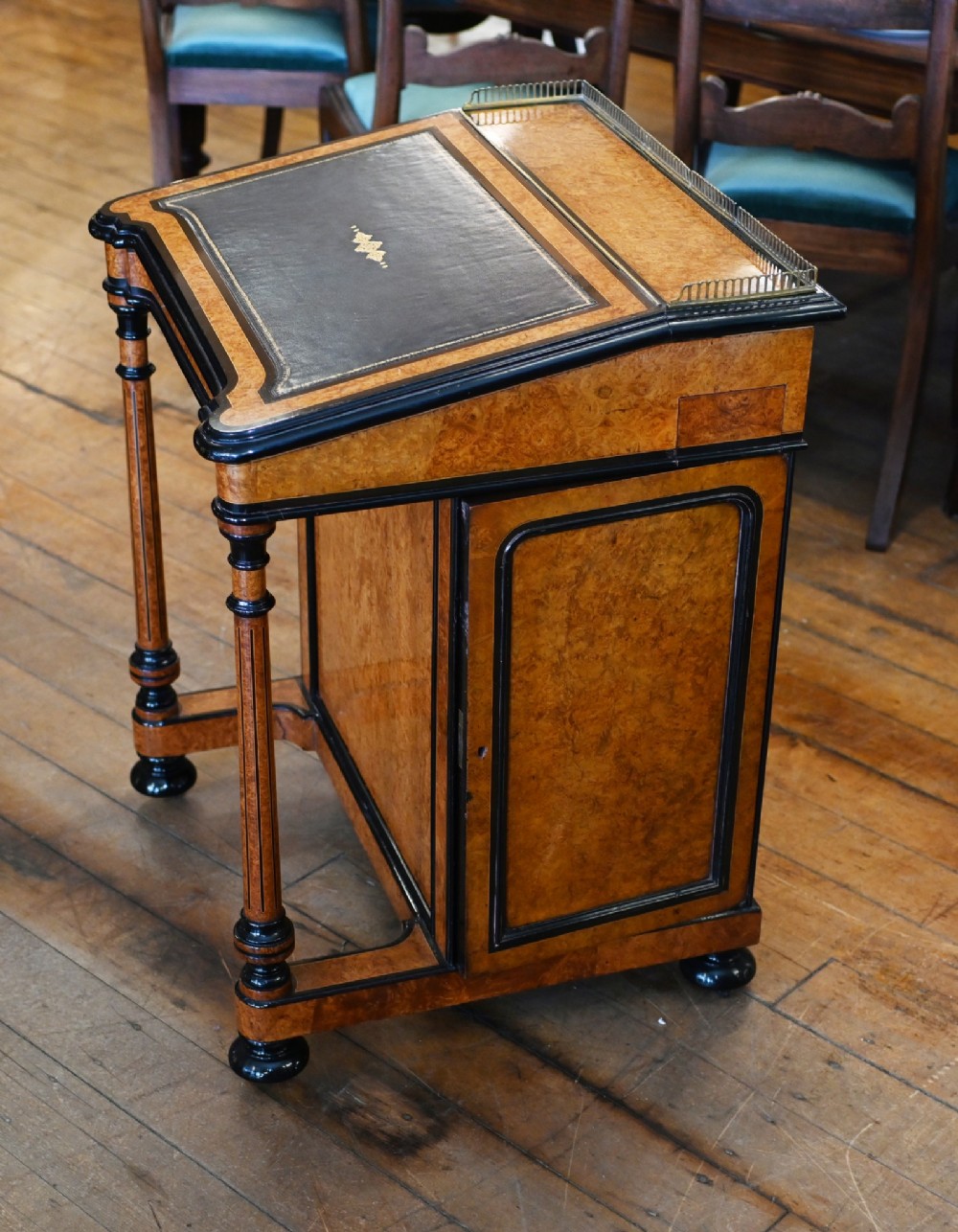Regency Davenport Desk Burr Walnut Ebonized