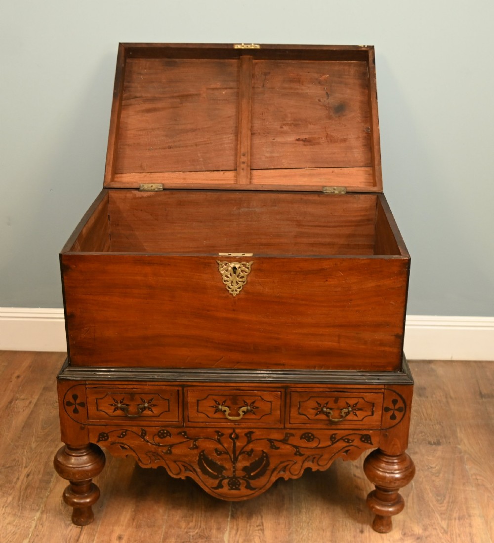 Antique Portuguese Inlaid Linen Trunk Marriage Chest 1800 View IV