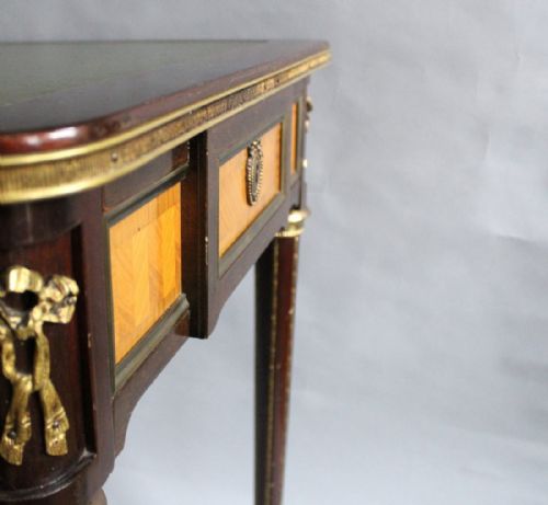 LIBRARY TABLE - ADDITIONAL PHOTO 2