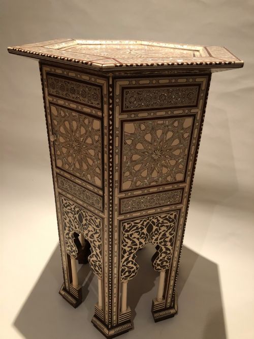 ISLAMIC TABLE - ADDITIONAL PHOTO 4