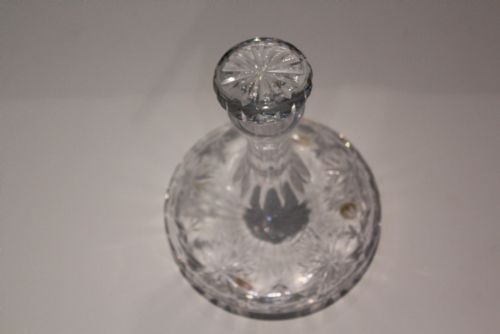 CRYSTAL DECANTER - ADDITIONAL PHOTO 1