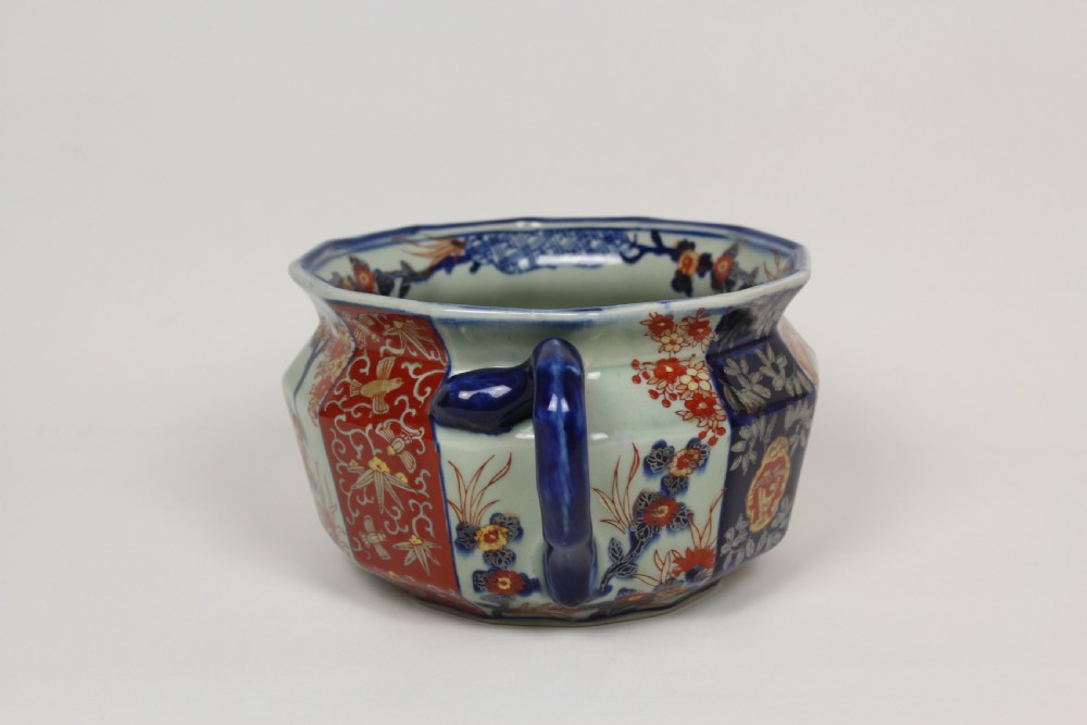 Imari style 19th century chamber pot  View III