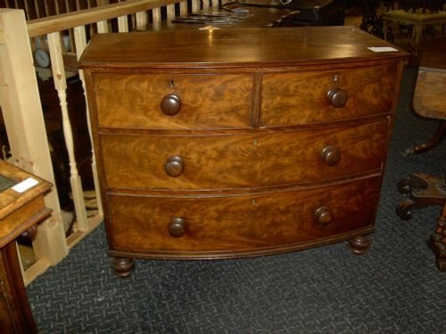 Bow Chest