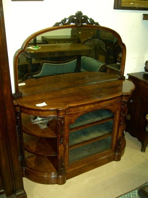 Credenza