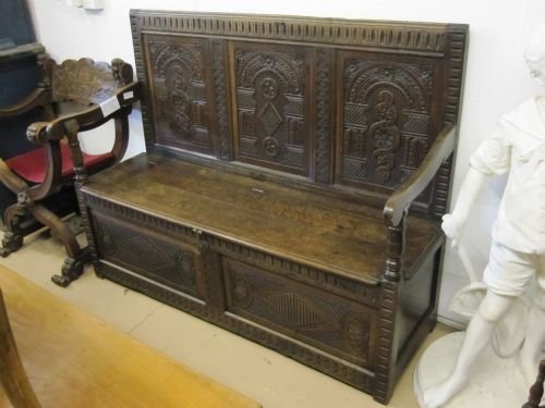 Bench / Settle