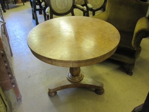 Looe Table