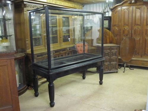 Display Cabinet