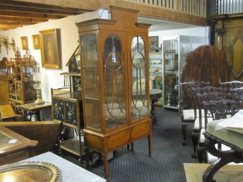 Display Cabinet