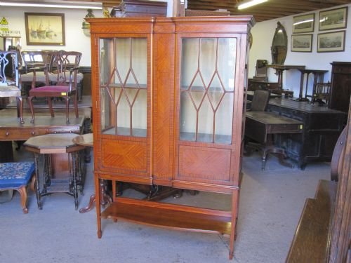 Display Cabinet