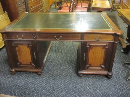 Mahohgany Desk