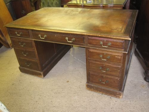 Pedestal Desk