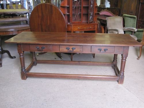 Oak Table