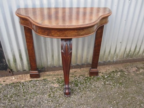 Pier Table