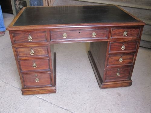 Pedestal Desk
