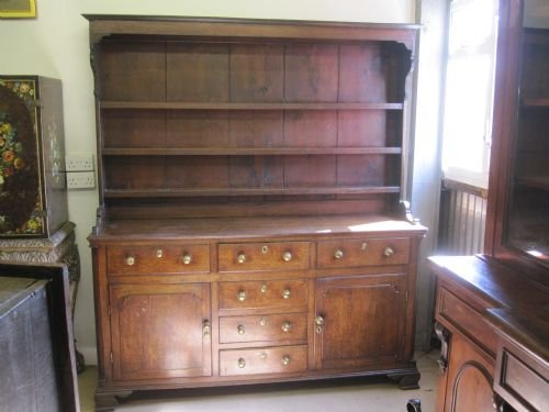 Dresser