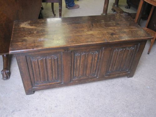 Oak Coffer