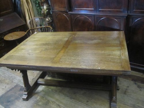 Dinning Table
