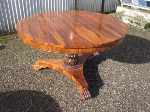 Looe Table