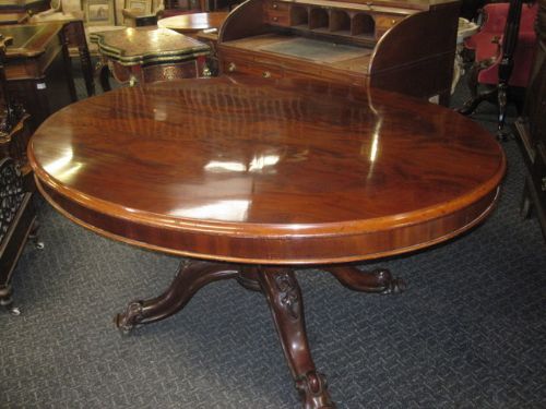 Looe Table