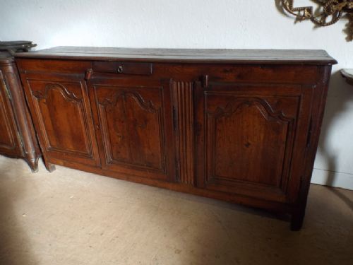 Dresser Base