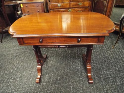 Stretcher Table