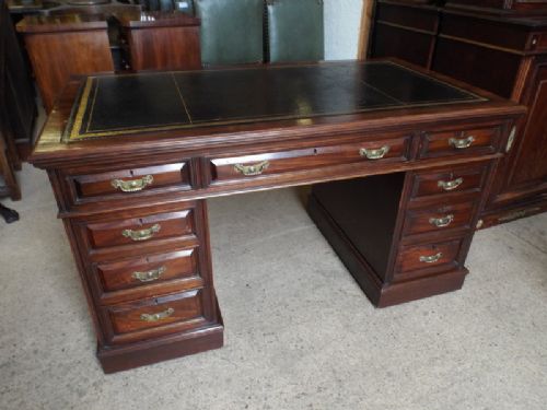 Pedestal Desk