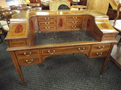 Carlton House Desk