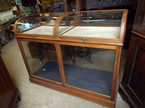 Shop Cabinet