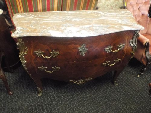 Marquerty Commode