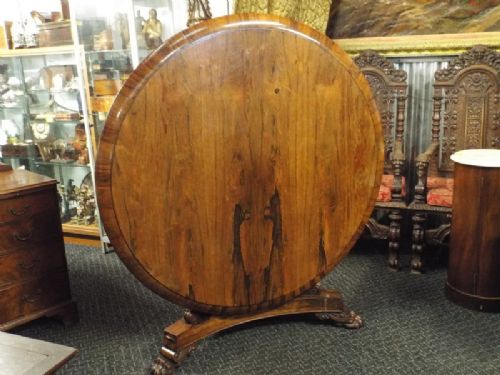 Looe Table