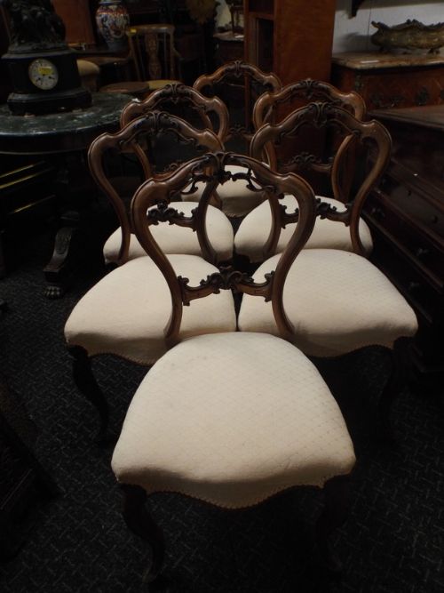 6 Chairs