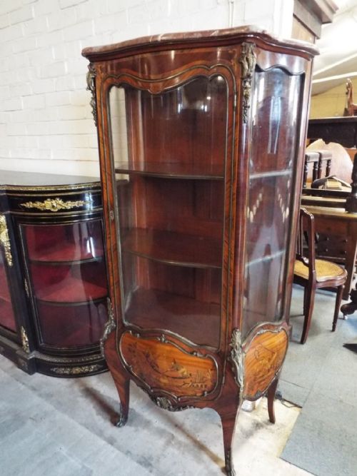 Display Cabinet