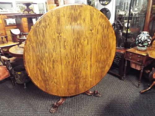 Looe Table