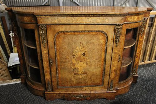 Credenza