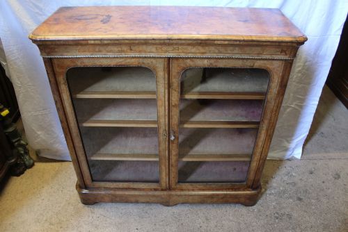 Pier Cabinet