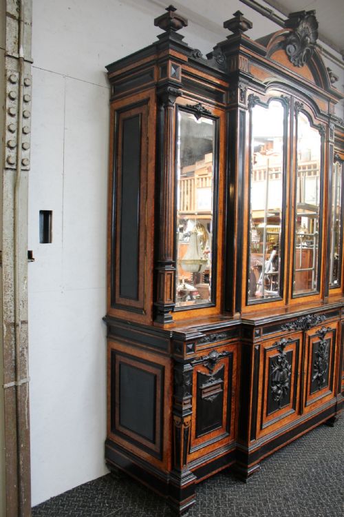 DUTCH CABINET - ADDITIONAL PHOTO 3