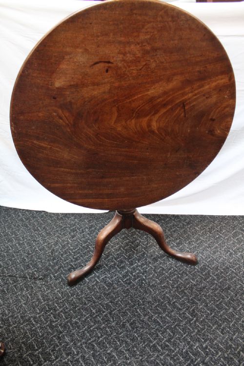 Tripod Table