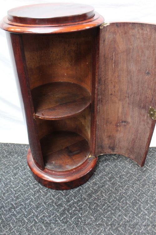 BEDSIDE CABINET - ADDITIONAL PHOTO 3